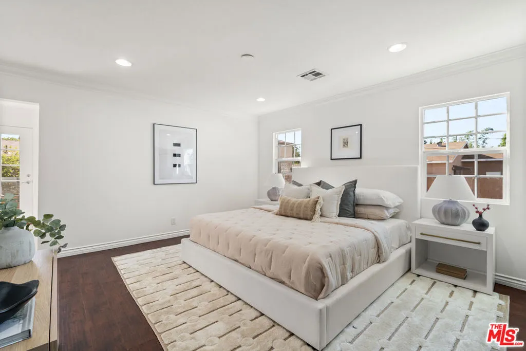 3745 Veteran Avenue, Los Angeles, California 90034 home-pic-8